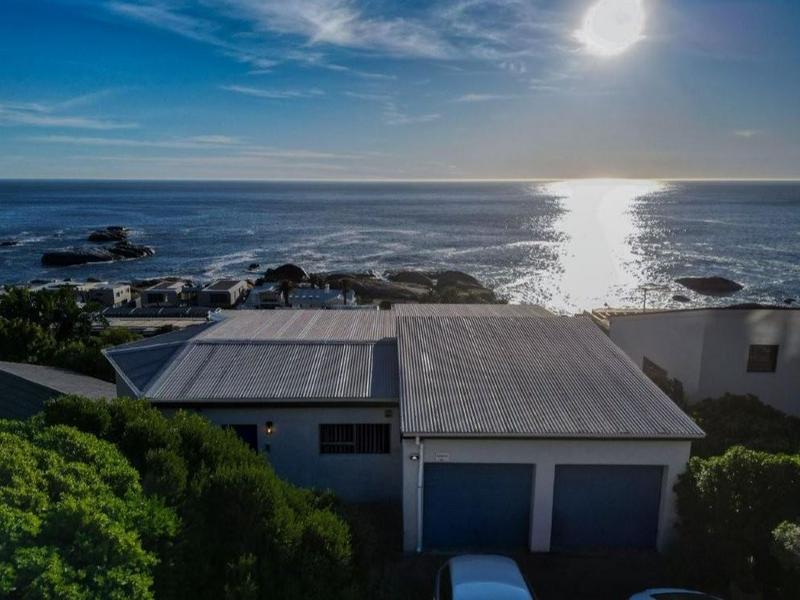 5 Bedroom Property for Sale in Llandudno Western Cape